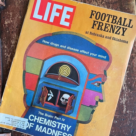 LIFE Magazine 1971, 3/$10 - Picture 1 of 11